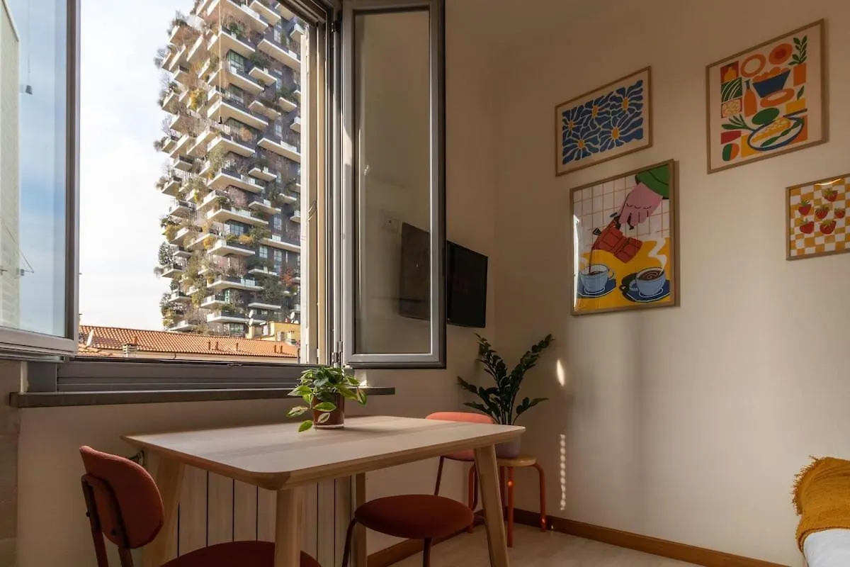 Unicredit And Bosco Verticale - Little House Mailand Apartment